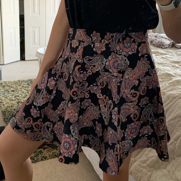 Paisley Skirt - Picture 3 of 8